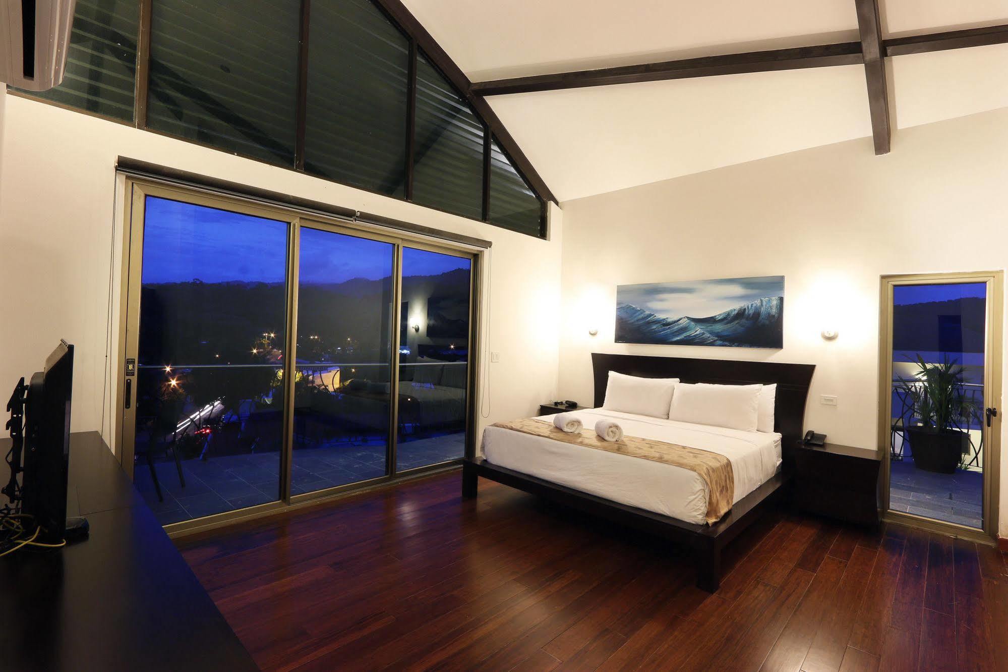 SKY PENTHOUSES 3BR 3,5 BTH - 6BR 5,5BTH at OCEANO Jacó Exterior foto